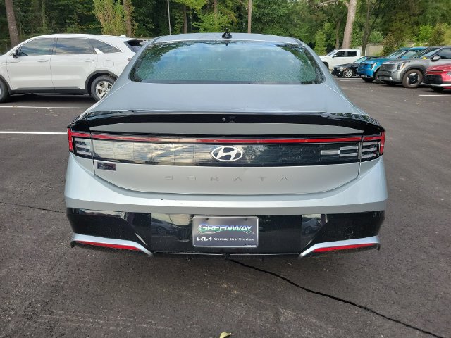 Used 2025 Hyundai Sonata SEL FWD image 6