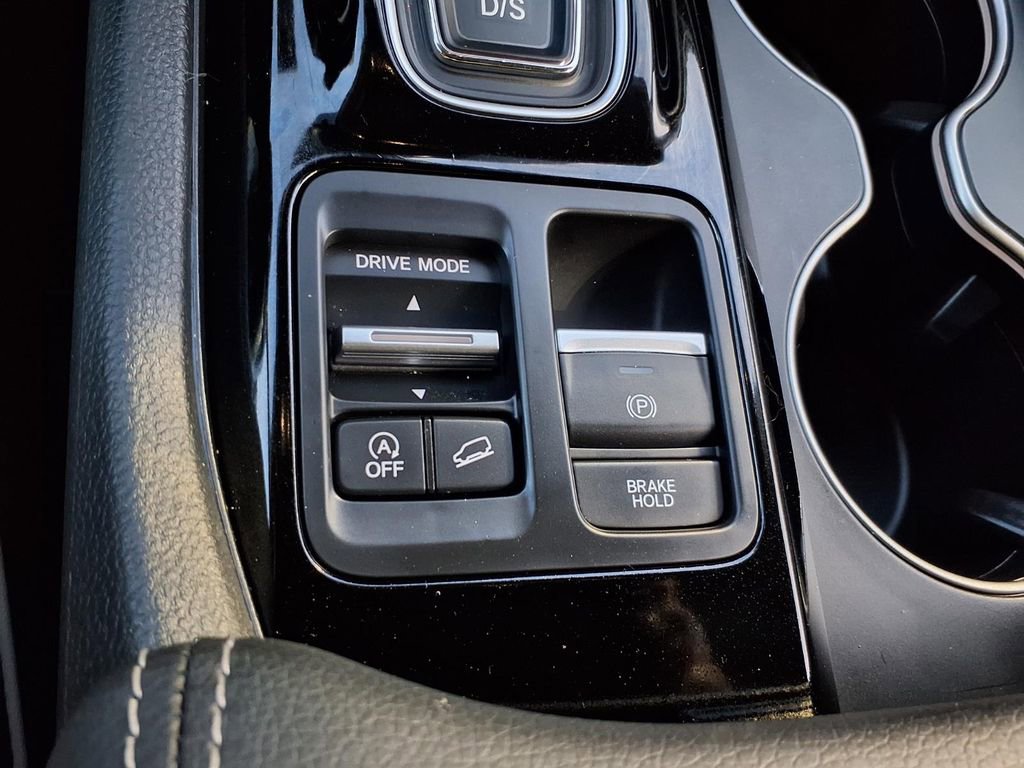 Certified 2025 Honda Pilot Elite image 21