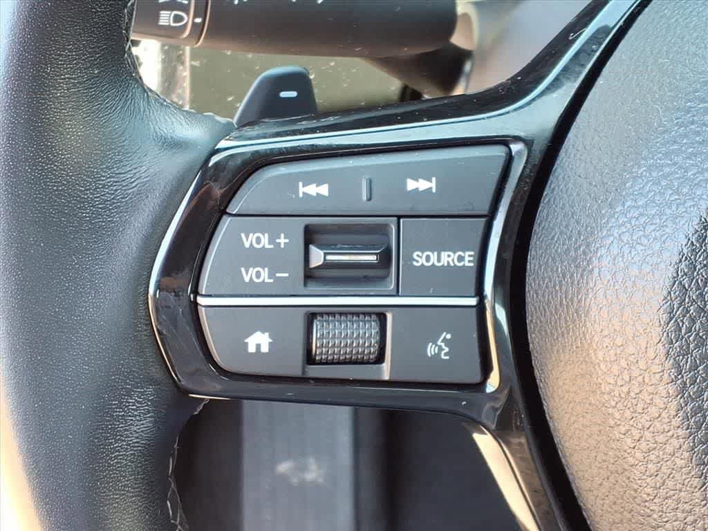 Used 2023 Honda Civic Sport image 17