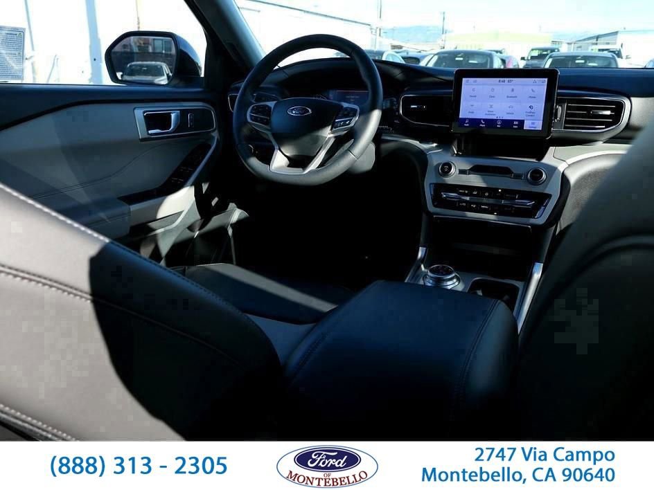 Used 2024 Ford Explorer XLT w/ Equipment Group 202A image 37