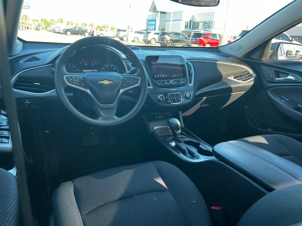 Used 2023 Chevrolet Malibu LT image 41