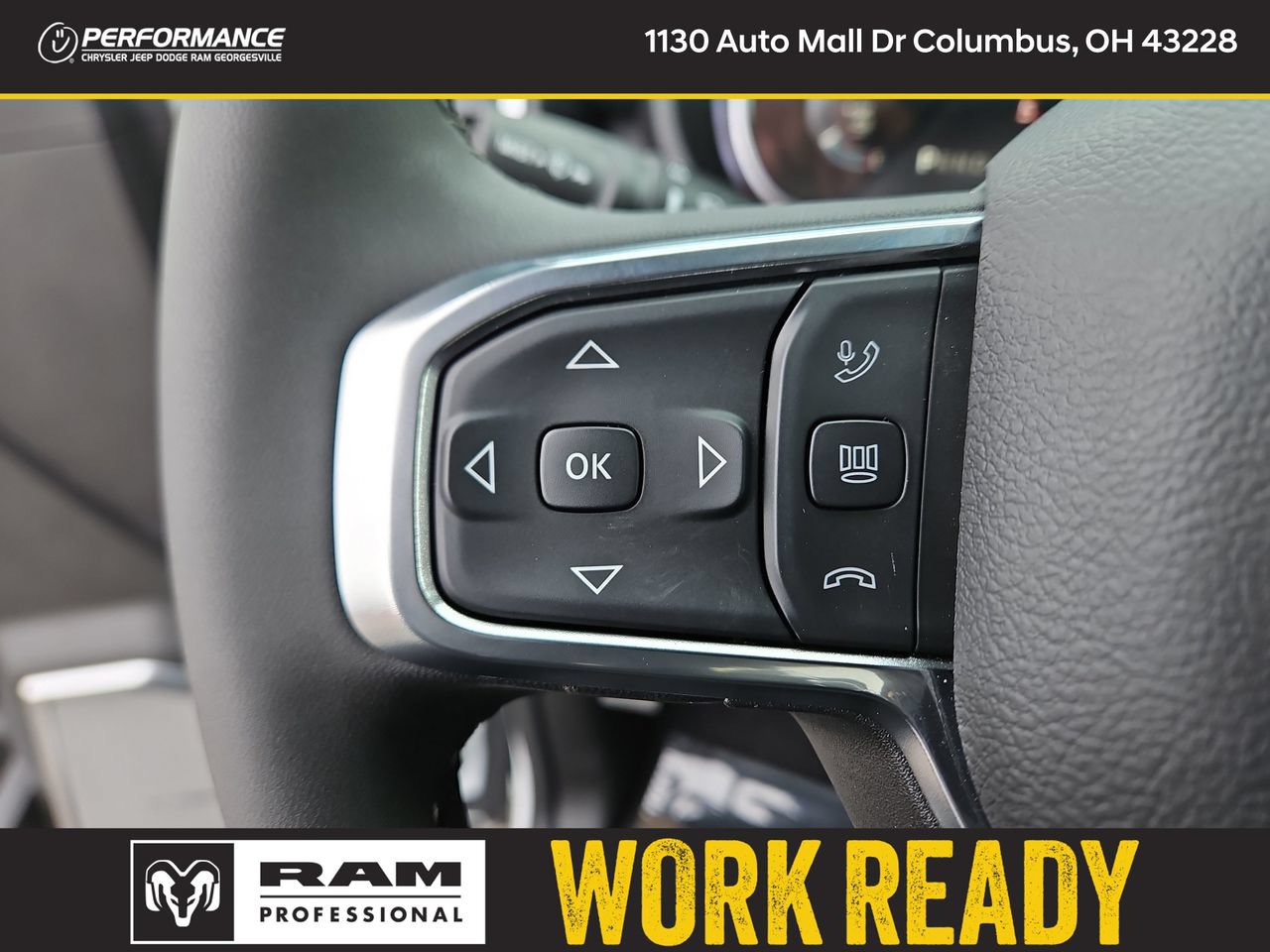 New 2026 RAM 2500 Laramie AWD/4WD image 32