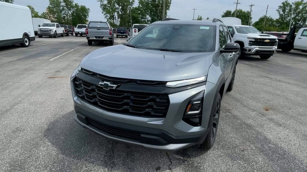 New 2026 Chevrolet Equinox LT w/ Convenience Package II FWD image 5