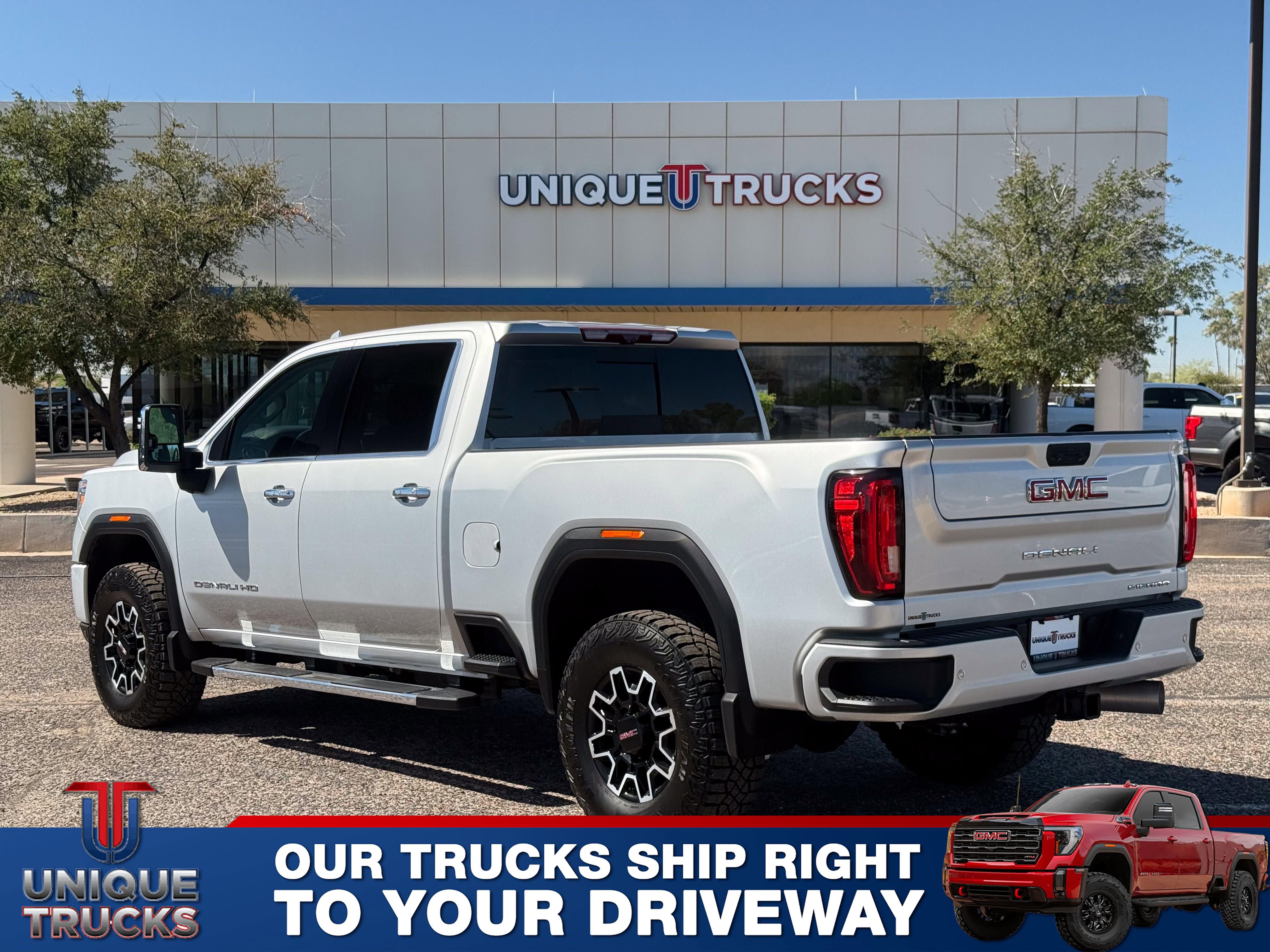 Used 2020 GMC Sierra 2500 Denali w/ Denali Ultimate Package image 8