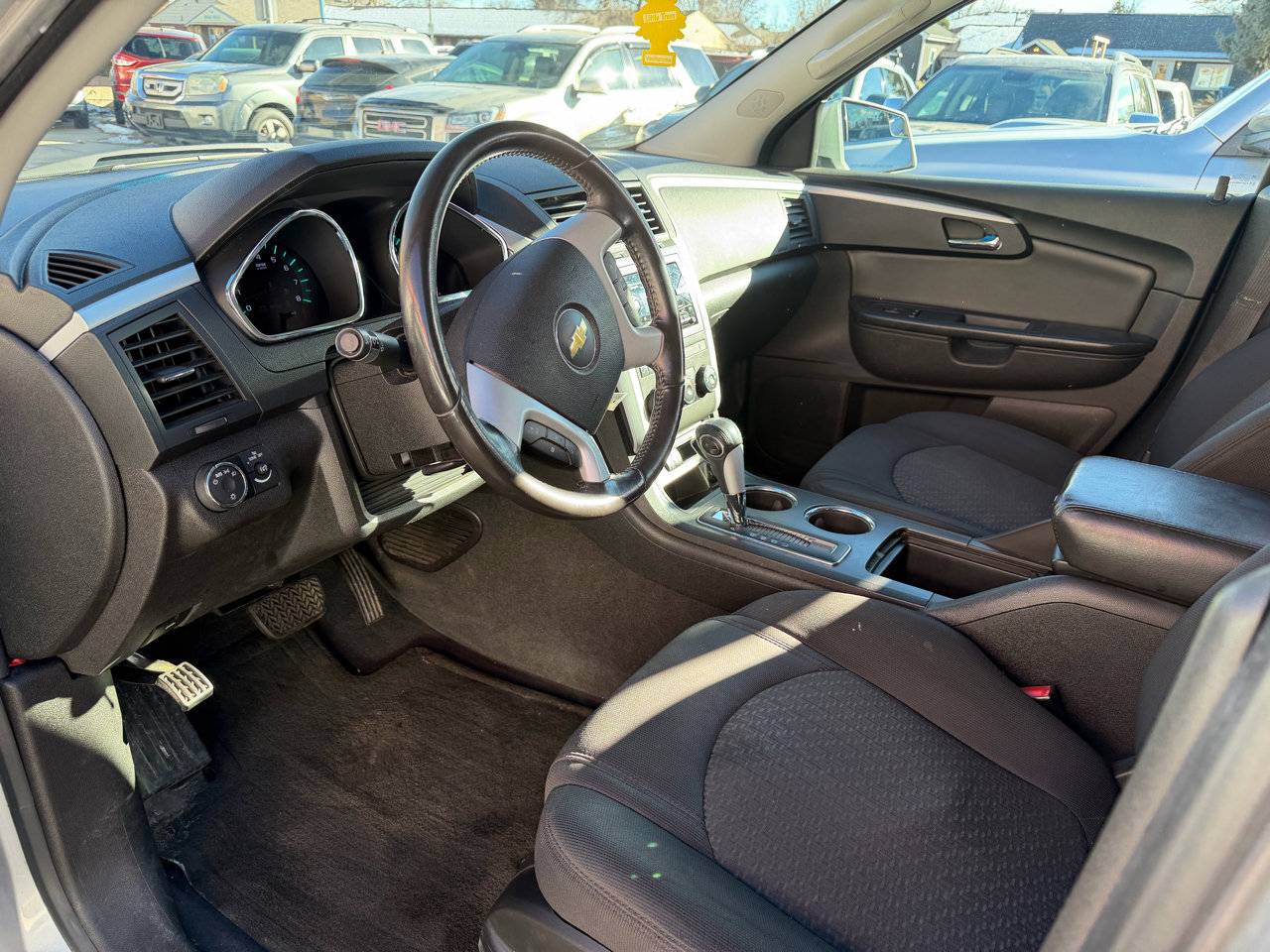 Used 2011 Chevrolet Traverse LT w/ All-Star Package image 20