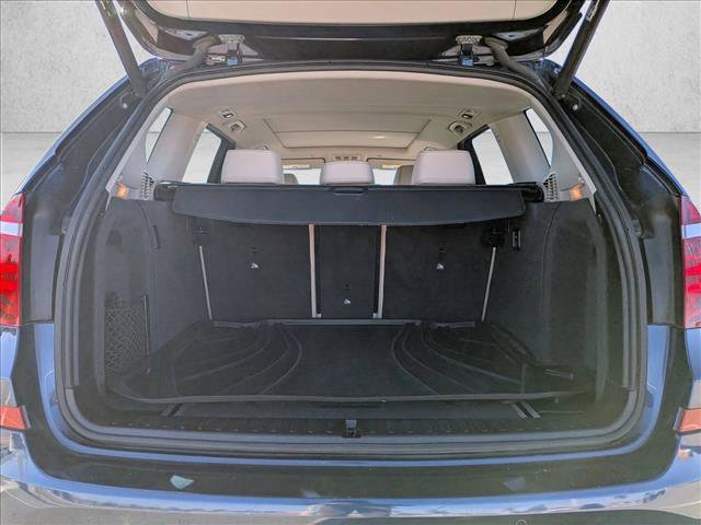 Used 2017 BMW X3 sDrive28i image 7