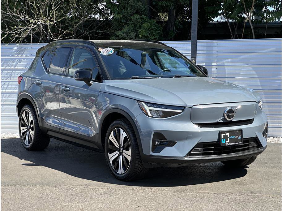 Used 2023 Volvo XC40 Recharge Plus AWD/4WD image 8