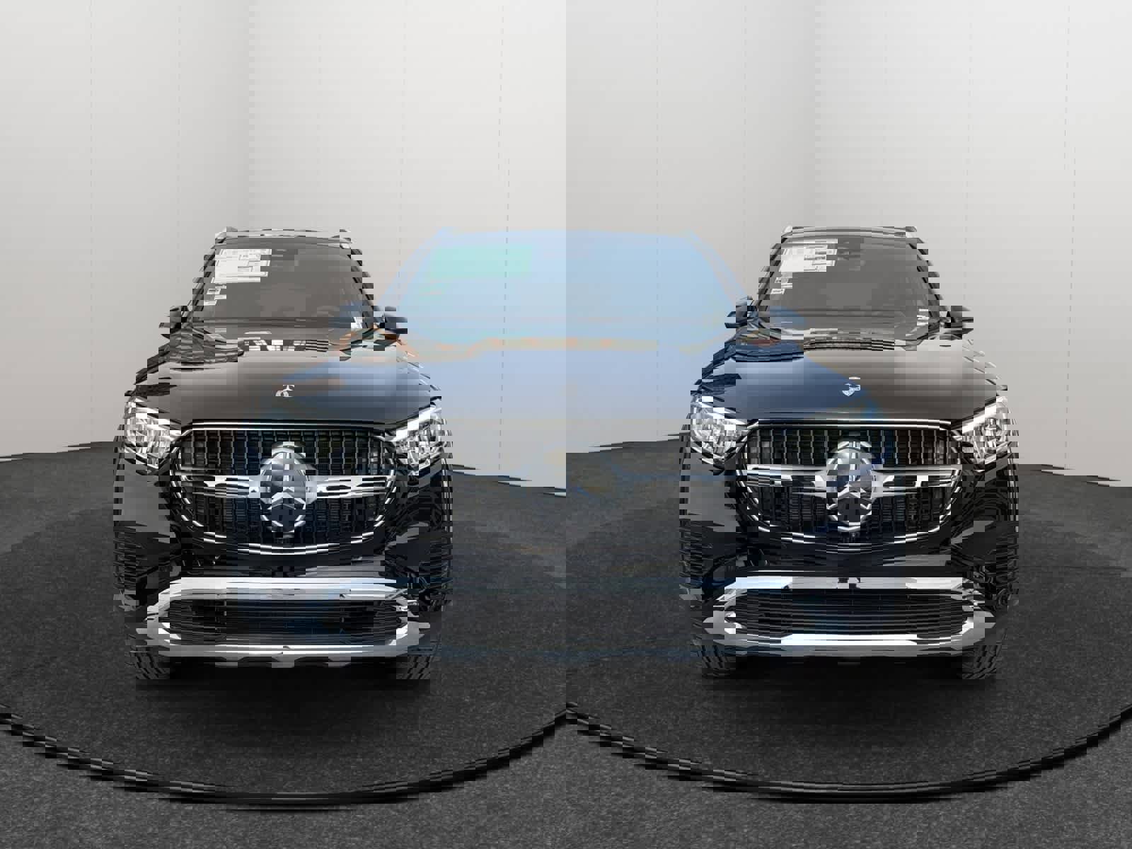 New 2026 Mercedes-Benz GLC 300 4MATIC image 2