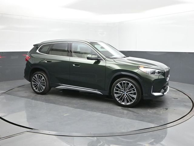 New 2025 BMW X1 xDrive28i w/ Premium Package image 17