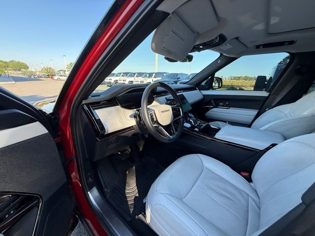 Used 2023 Land Rover Range Rover Sport SE AWD/4WD image 9