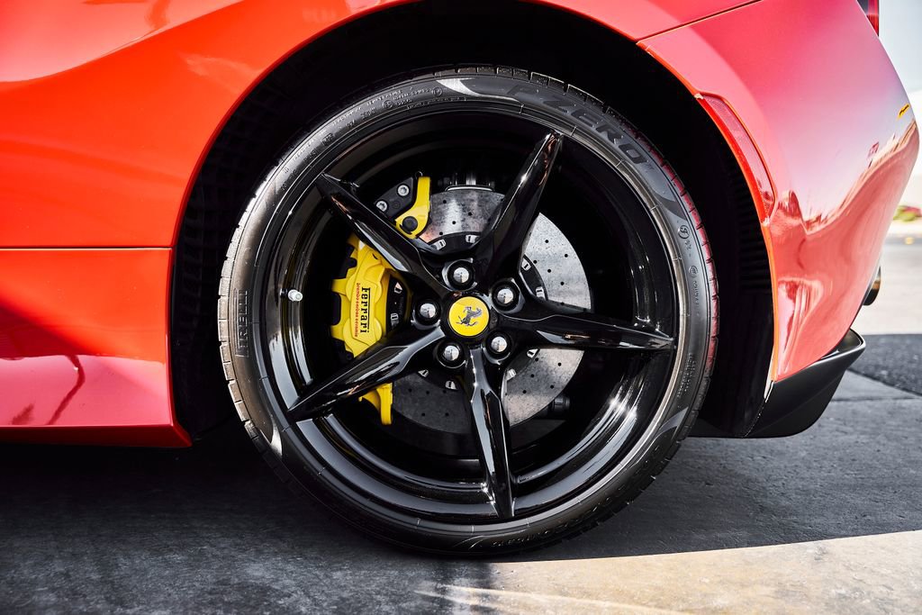Used 2023 Ferrari F8 Tributo image 26