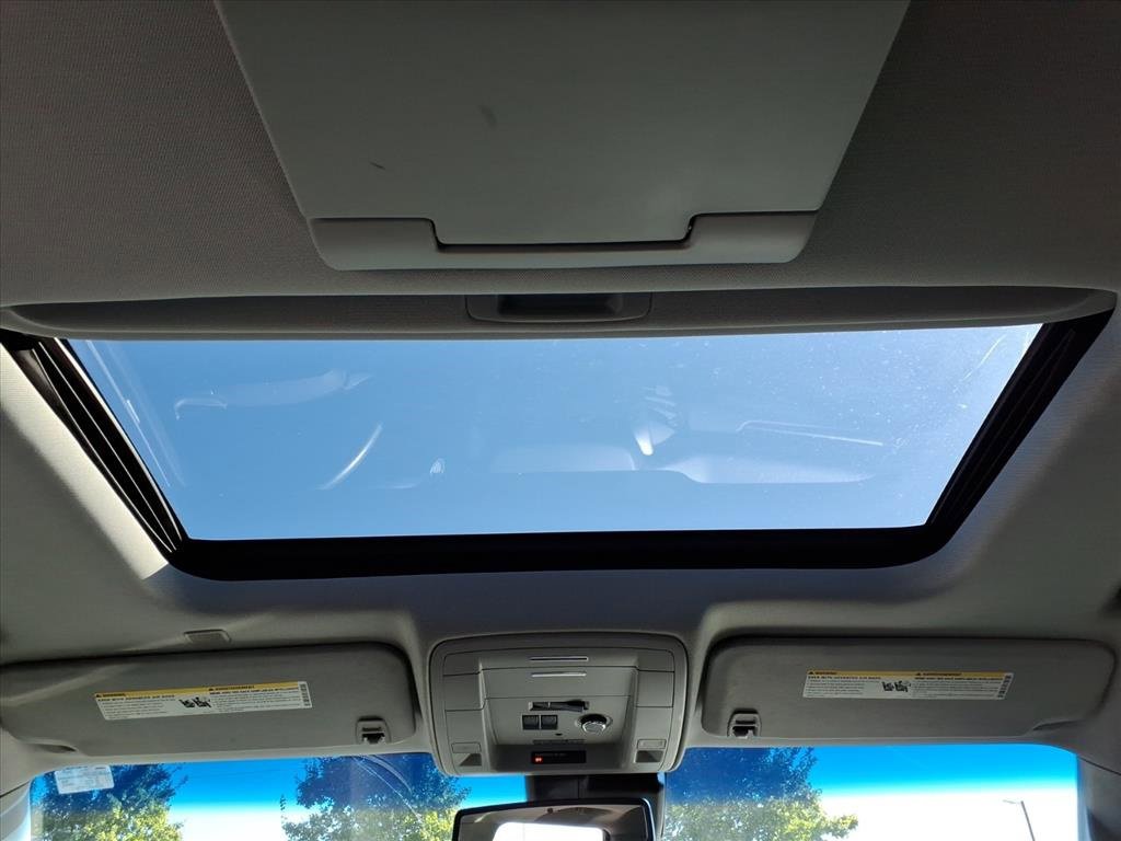 Used 2018 Chevrolet Tahoe Premier image 13