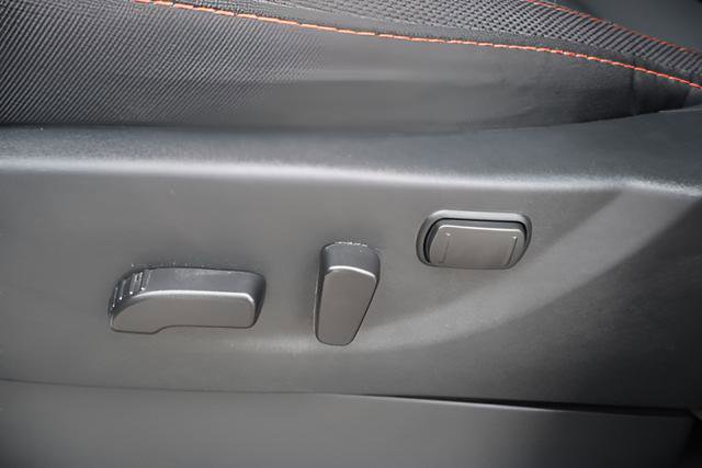 Used 2025 Nissan Frontier PRO-4X w/ Pro Convenience Package AWD/4WD image 24