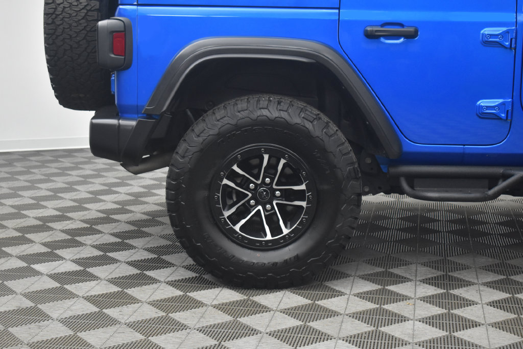 Used 2025 Jeep Wrangler Unlimited Sport AWD/4WD image 24
