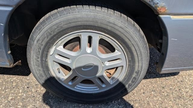 Used 2004 Ford Freestar SEL FWD image 19