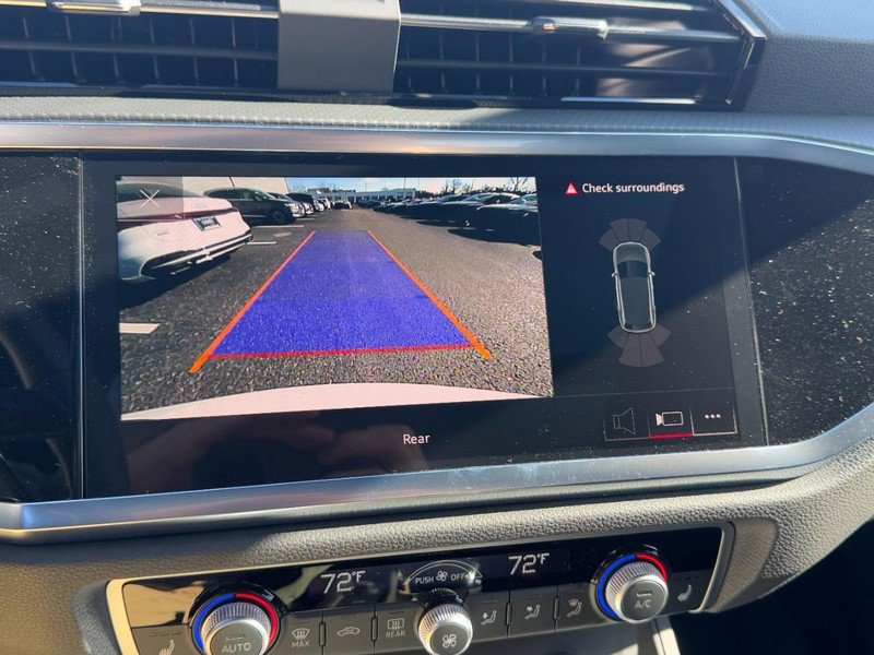 New 2025 Audi Q3 2.0T Premium image 16