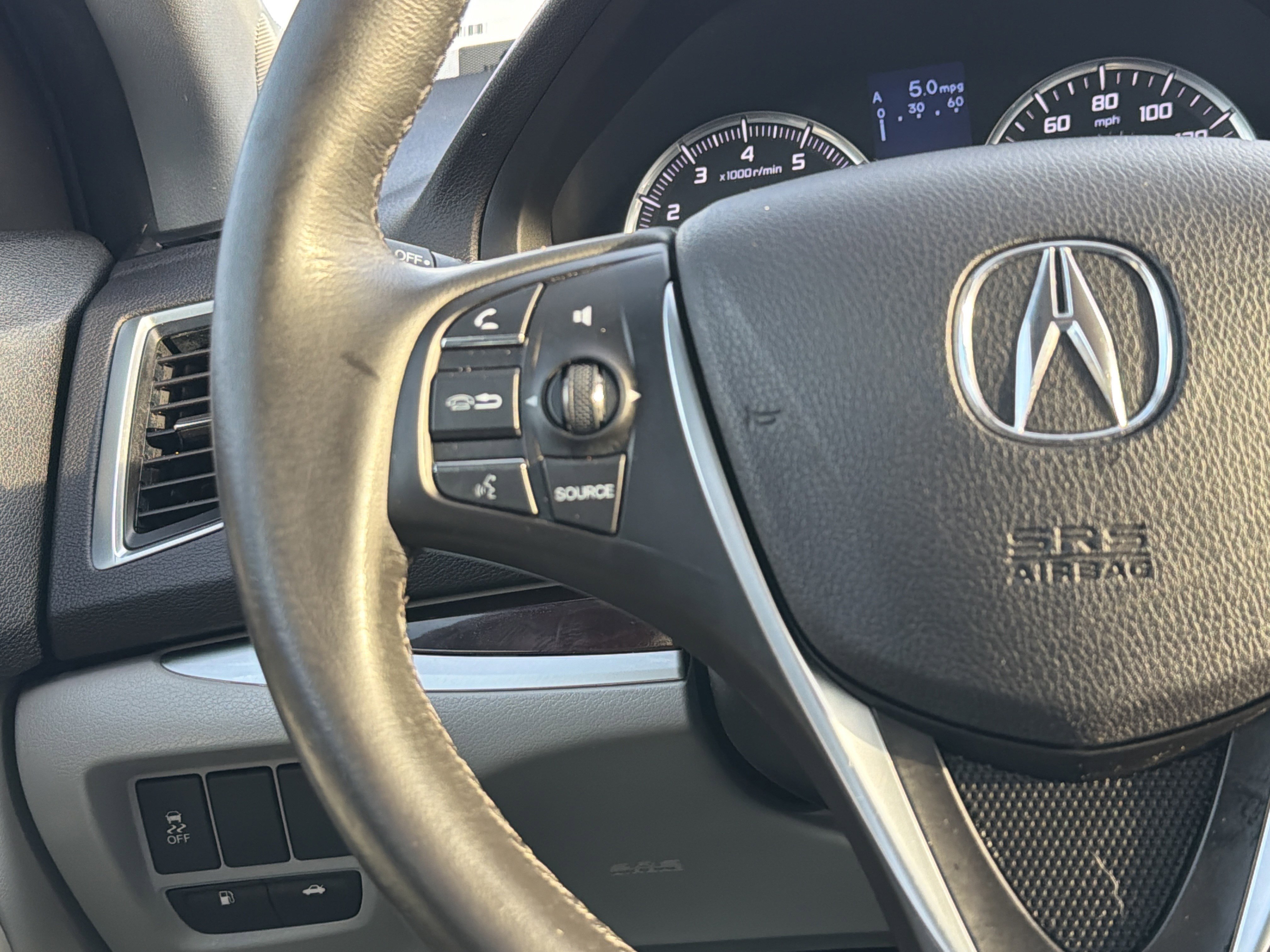 Used 2015 Acura TLX image 19