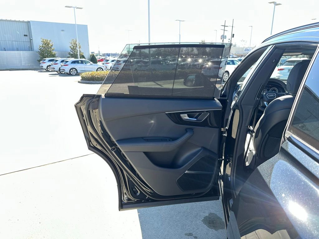 New 2026 Audi Q8 Prestige image 18