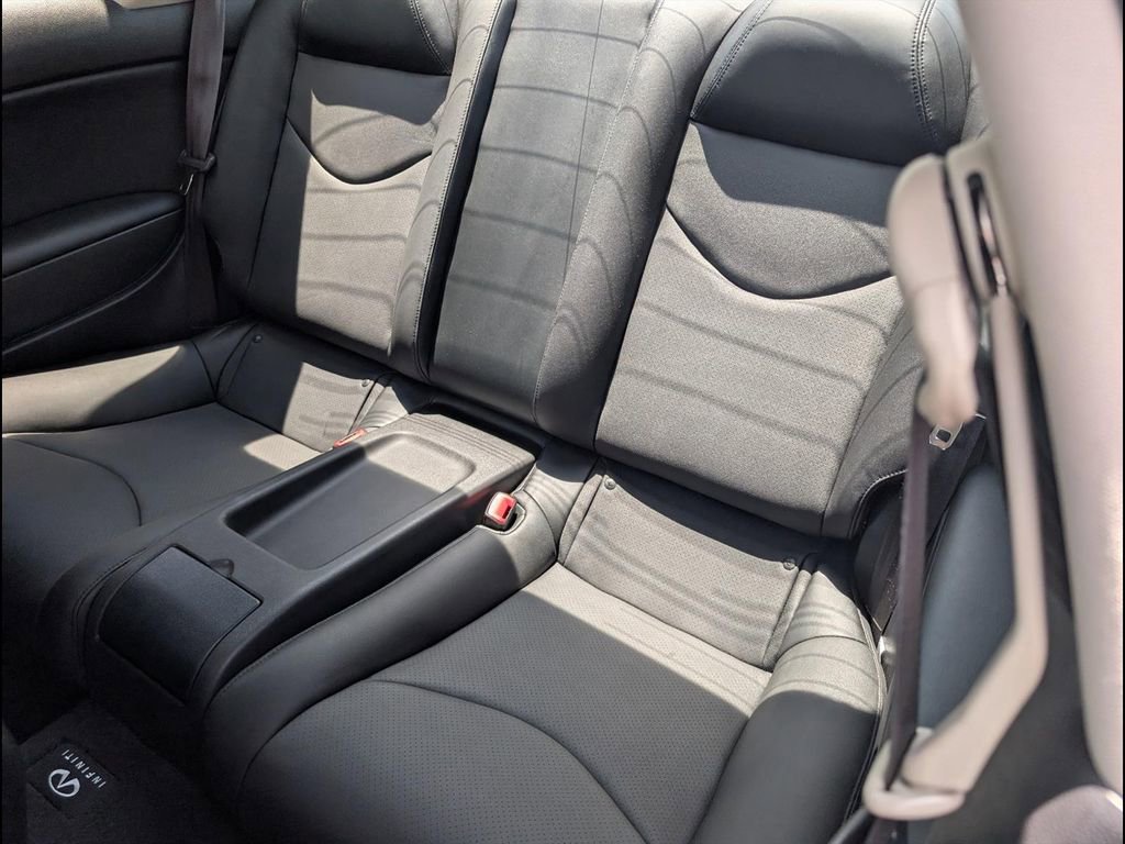 Used 2015 INFINITI Q60 Journey w/ Premium Package RWD image 8