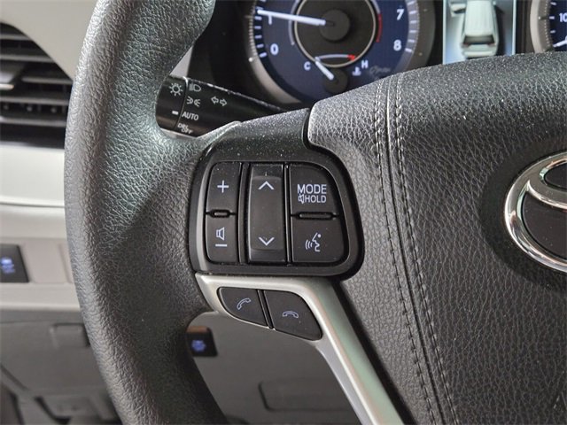 Used 2019 Toyota Sienna LE image 27