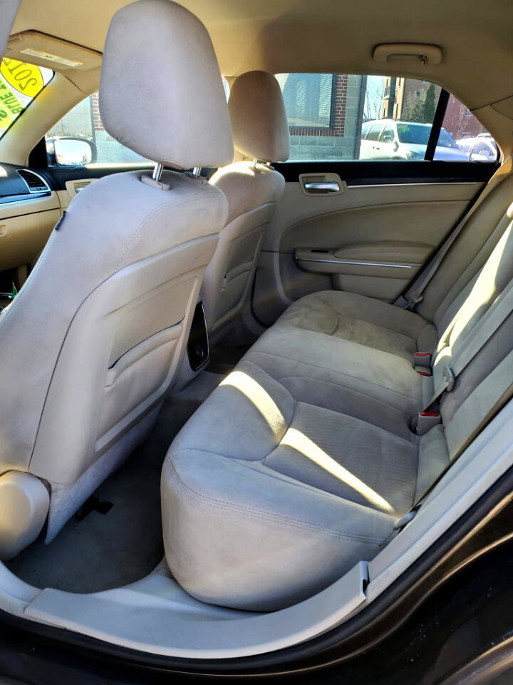 Used 2012 Chrysler 300 image 16