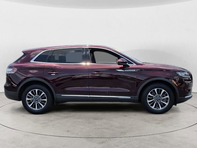 Used 2022 Lincoln Nautilus Reserve w/ Class II Trailer Tow Package FWD image 2
