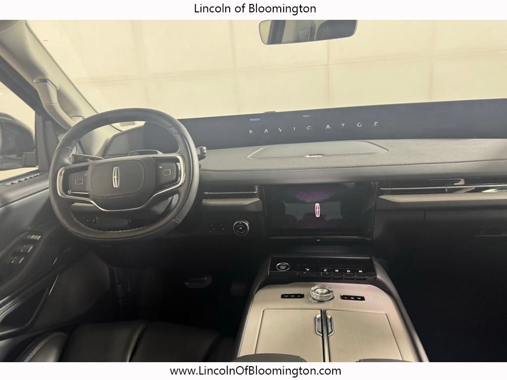 New 2026 Lincoln Navigator L Reserve AWD/4WD image 26