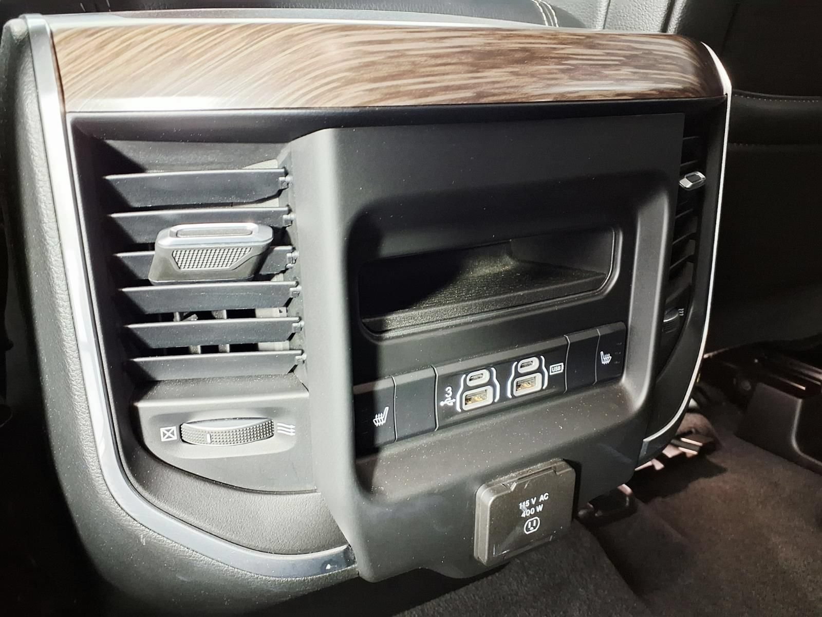 Used 2020 RAM 1500 Laramie AWD/4WD image 11