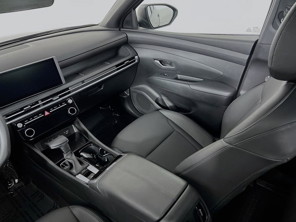 Certified 2025 Hyundai Santa Cruz SEL image 23