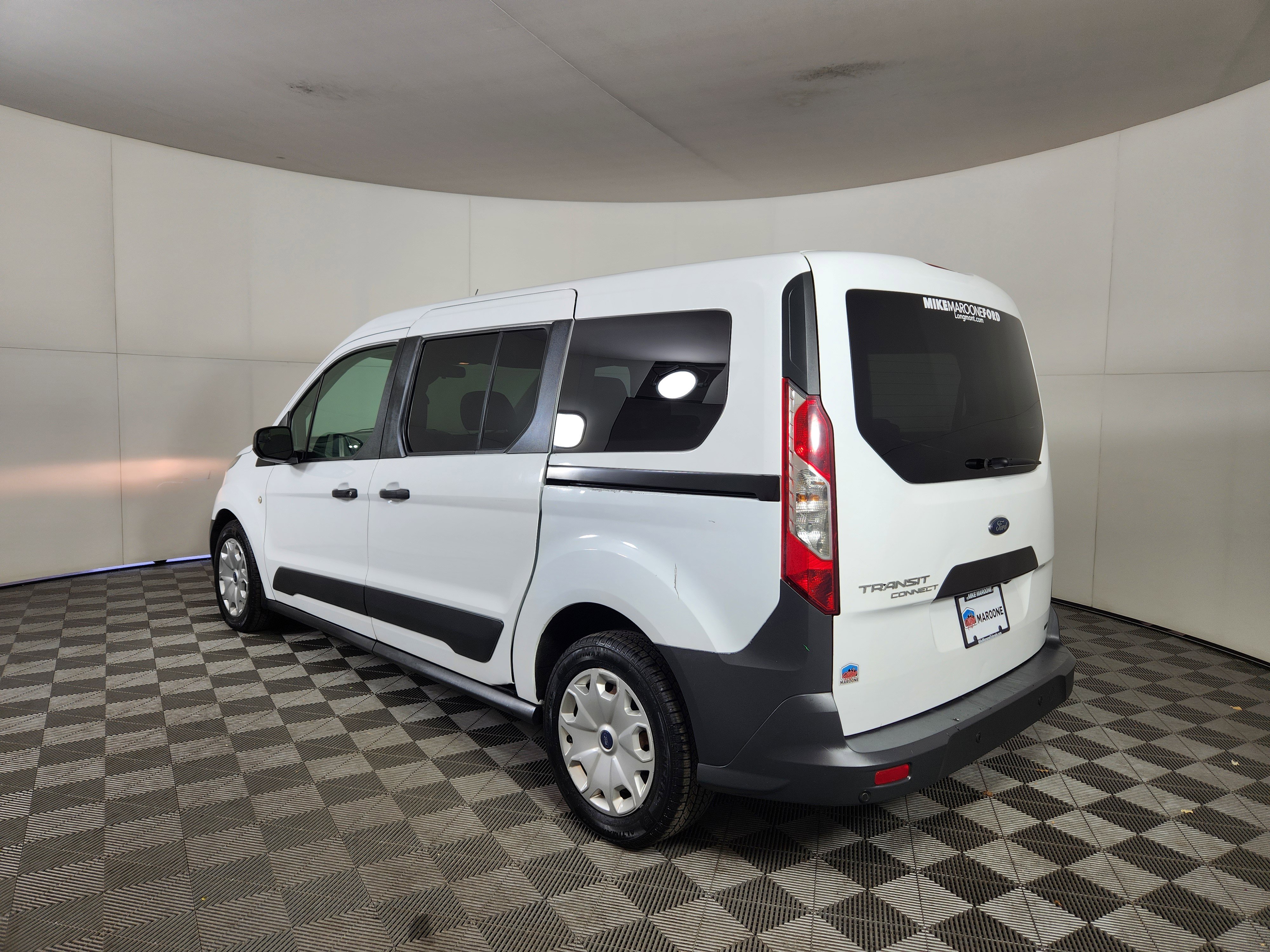 Certified 2018 Ford Transit Connect XL image 5