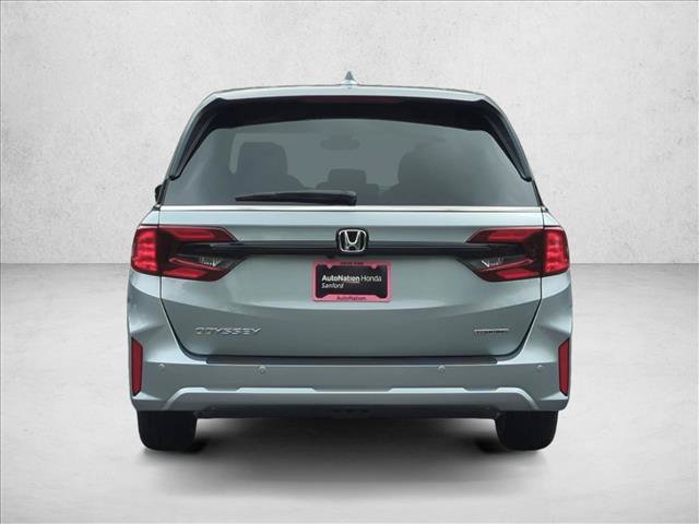 New 2027 Honda Odyssey Touring image 8