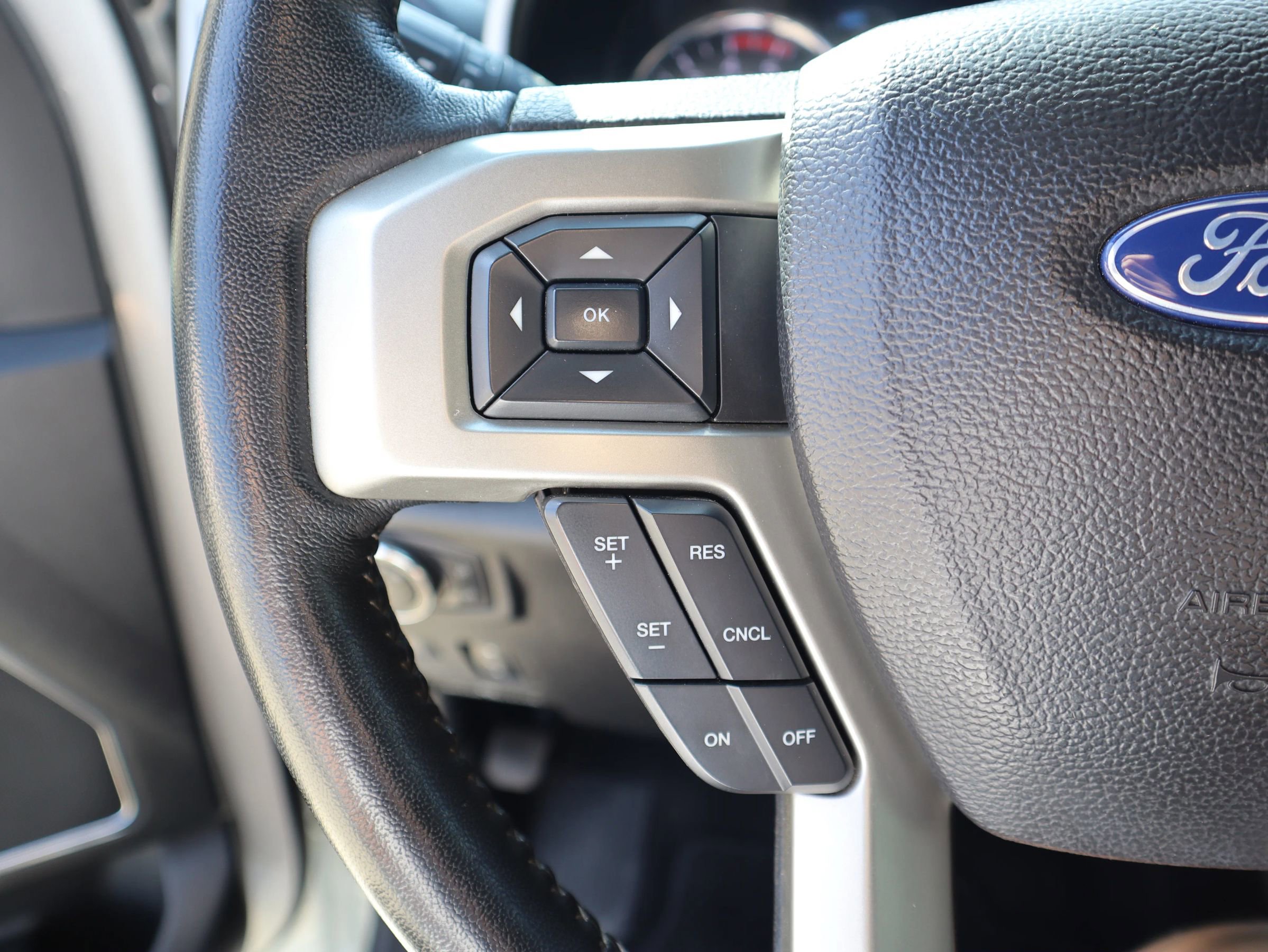 Used 2021 Ford F350 Lariat w/ Lariat Ultimate Package image 22