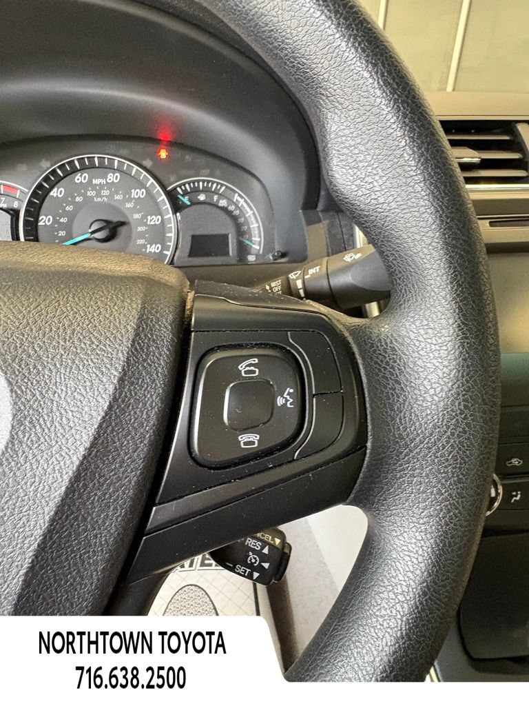 Used 2015 Toyota Camry LE FWD image 21