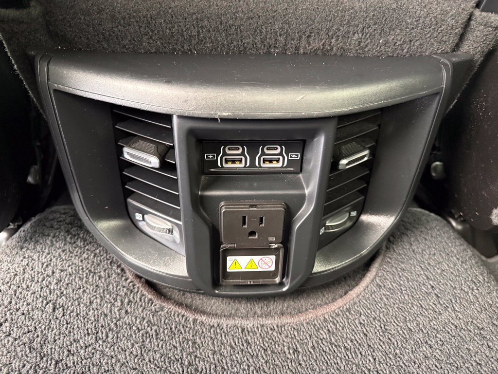 Used 2023 RAM 2500 Laramie AWD/4WD image 25