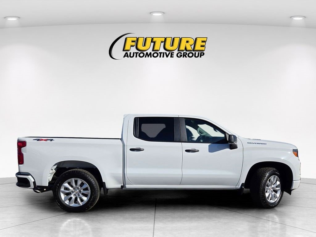 Certified 2026 Chevrolet Silverado 1500 Custom image 3