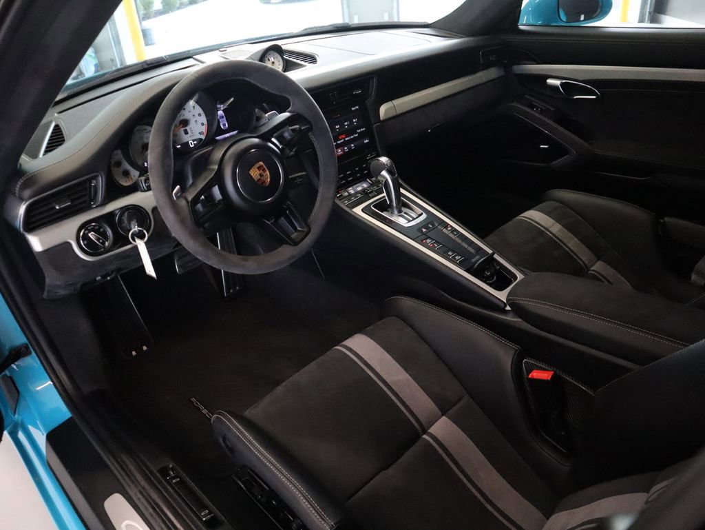 Used 2018 Porsche 911 GT3 image 45