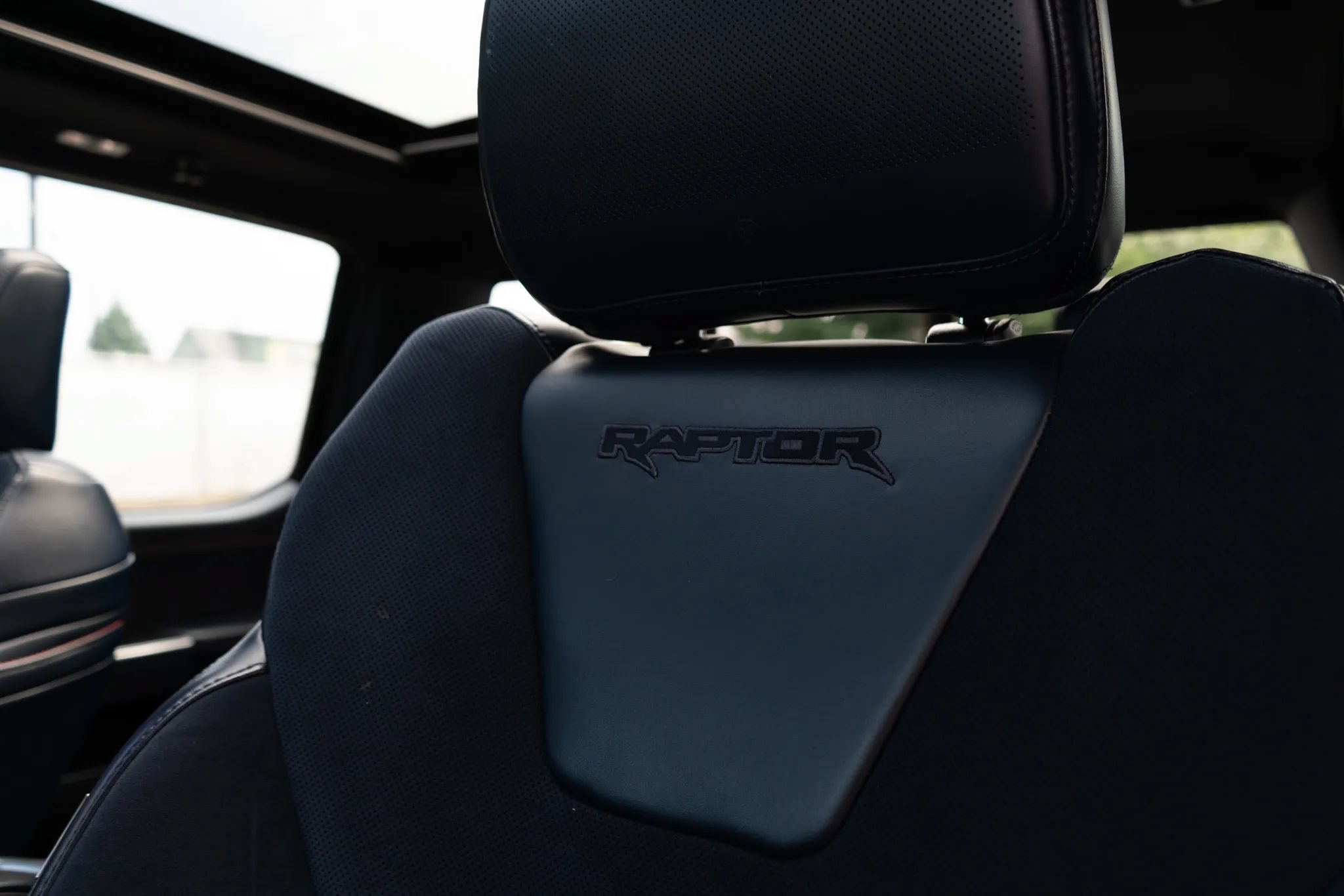 Used 2021 Ford F150 Raptor w/ Raptor 37 Performance Package AWD/4WD image 16