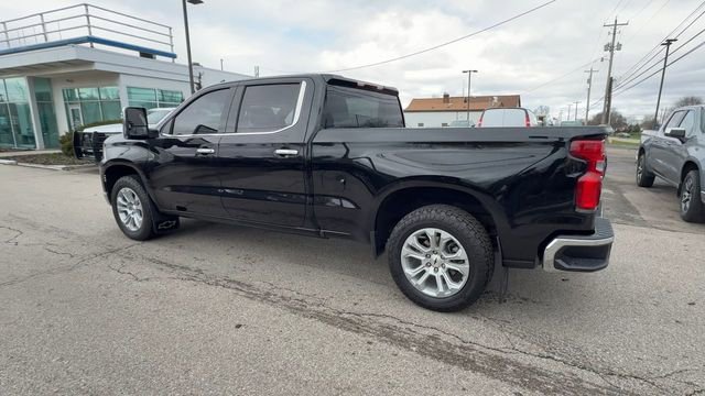 Used 2025 Chevrolet Silverado 1500 LTZ AWD/4WD image 6