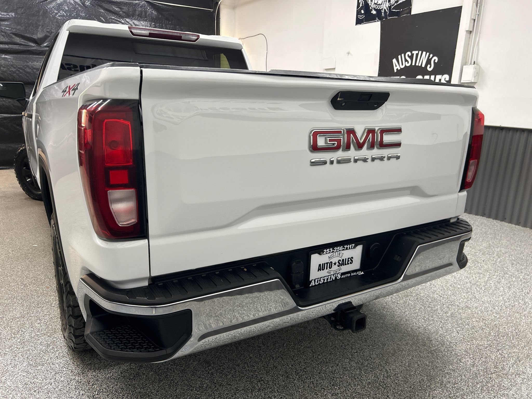Used 2021 GMC Sierra 1500 4x4 Double Cab w/ Sierra Value Package image 5