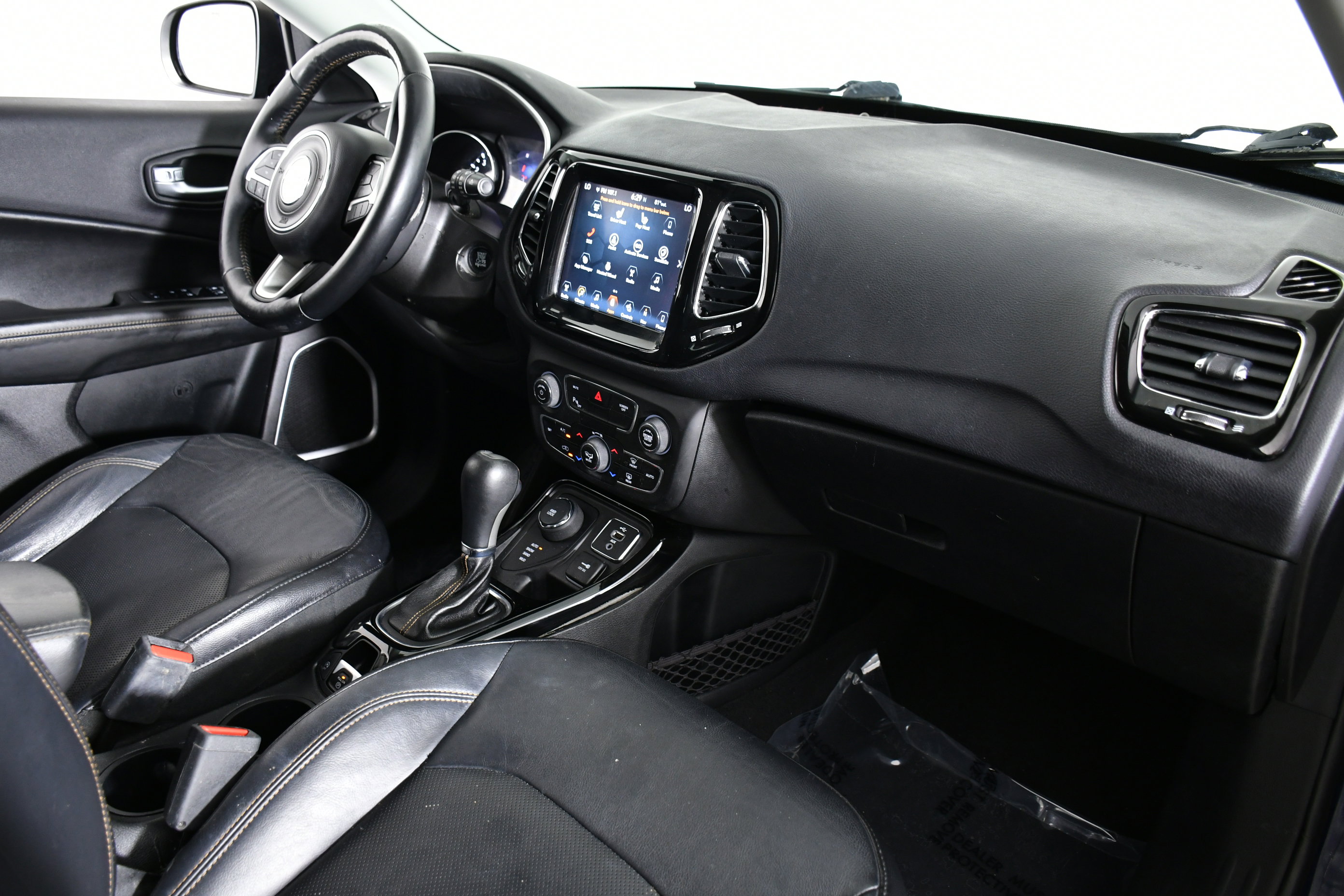 Used 2018 Jeep Compass Limited w/ Navigation Group image 30