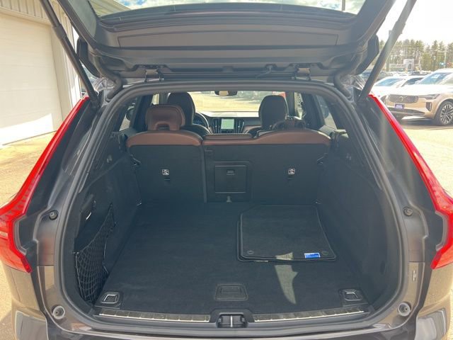 Certified 2025 Volvo XC60 B5 Ultra image 23