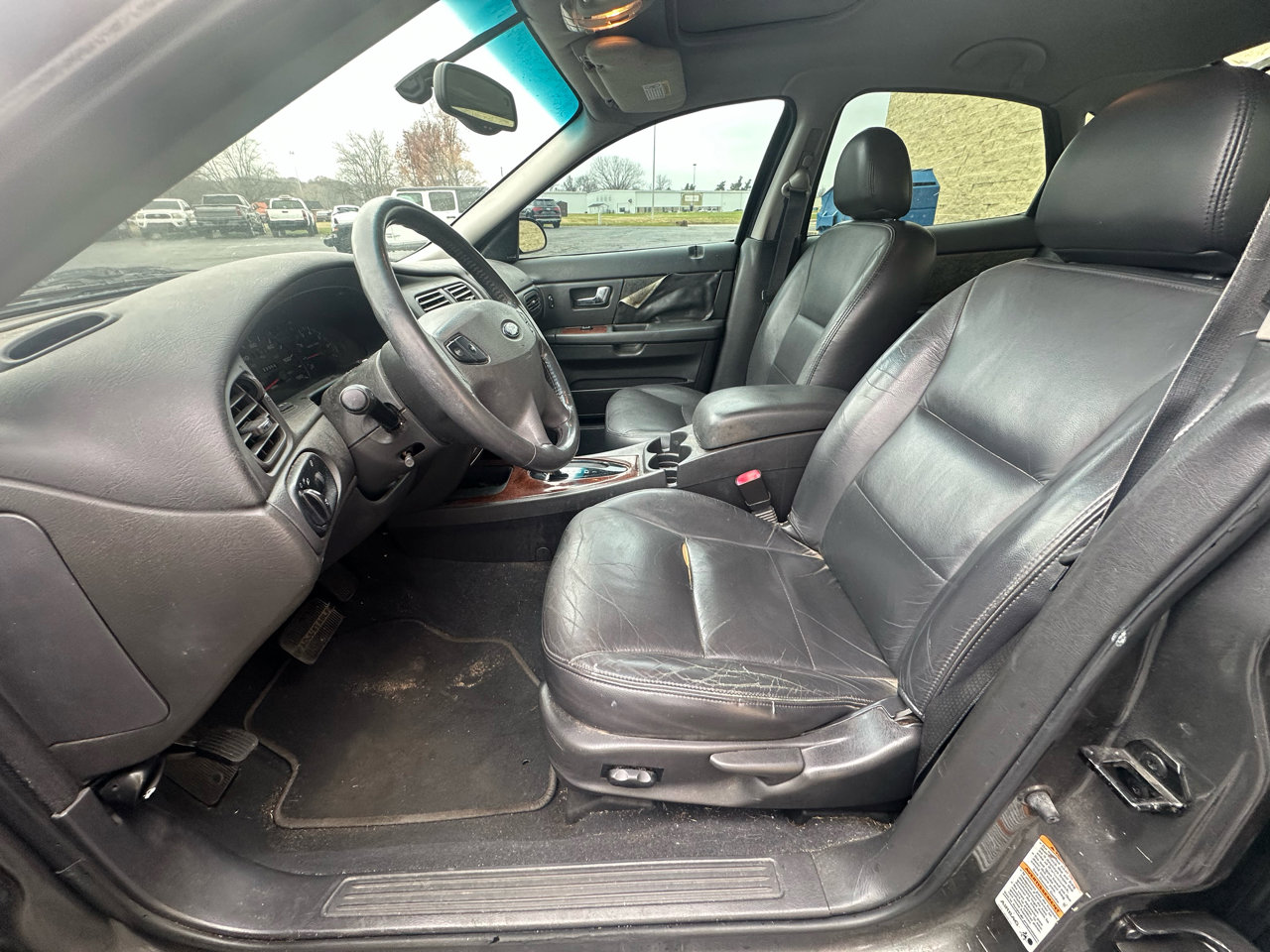 Used 2003 Ford Taurus SEL image 10