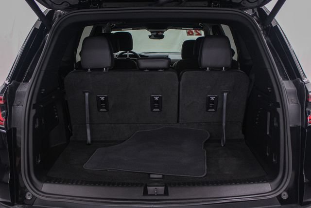 Certified 2026 GMC Acadia Elevation w/ Elevation Premium Package AWD/4WD image 10