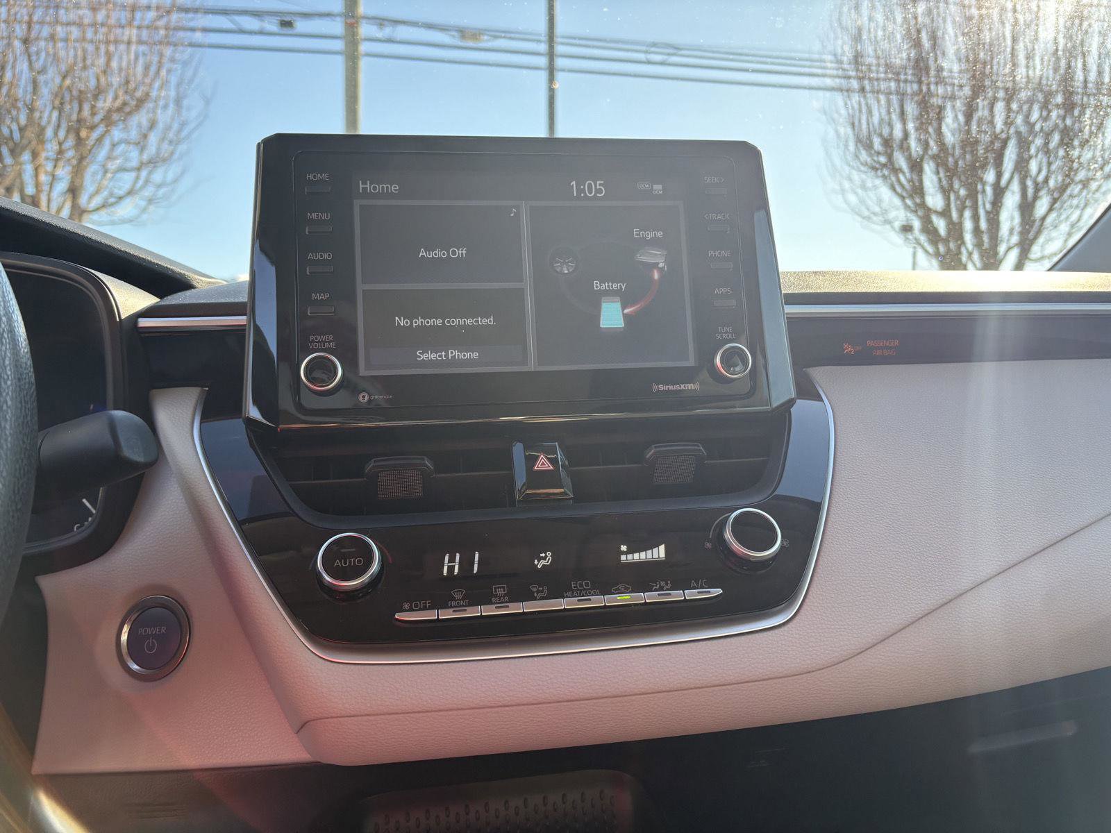 Used 2022 Toyota Corolla LE image 18