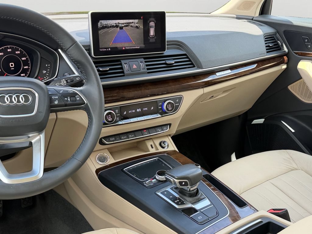 Used 2018 Audi Q5 2.0T Premium Plus w/ Premium Plus Package AWD/4WD image 14