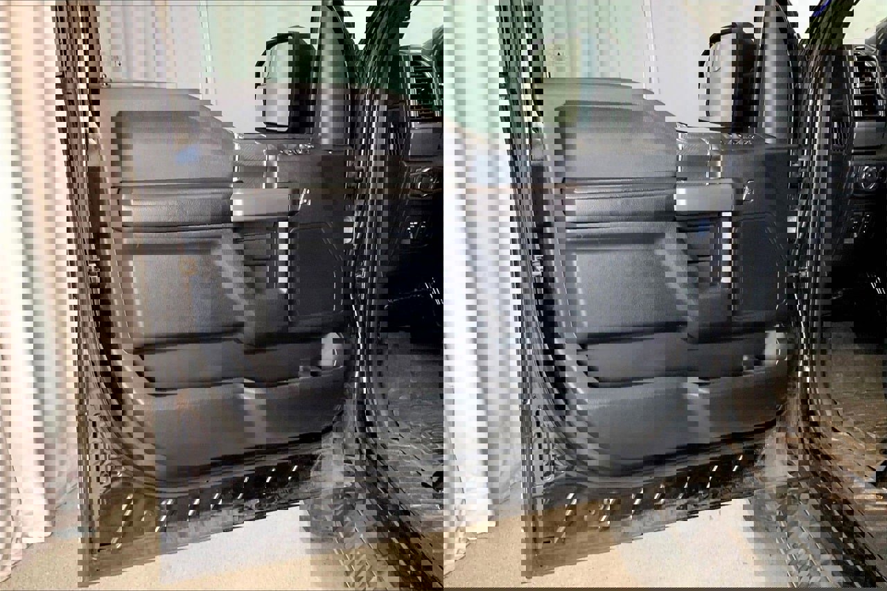 Used 2020 Ford F150 XLT w/ Equipment Group 302A Luxury image 21