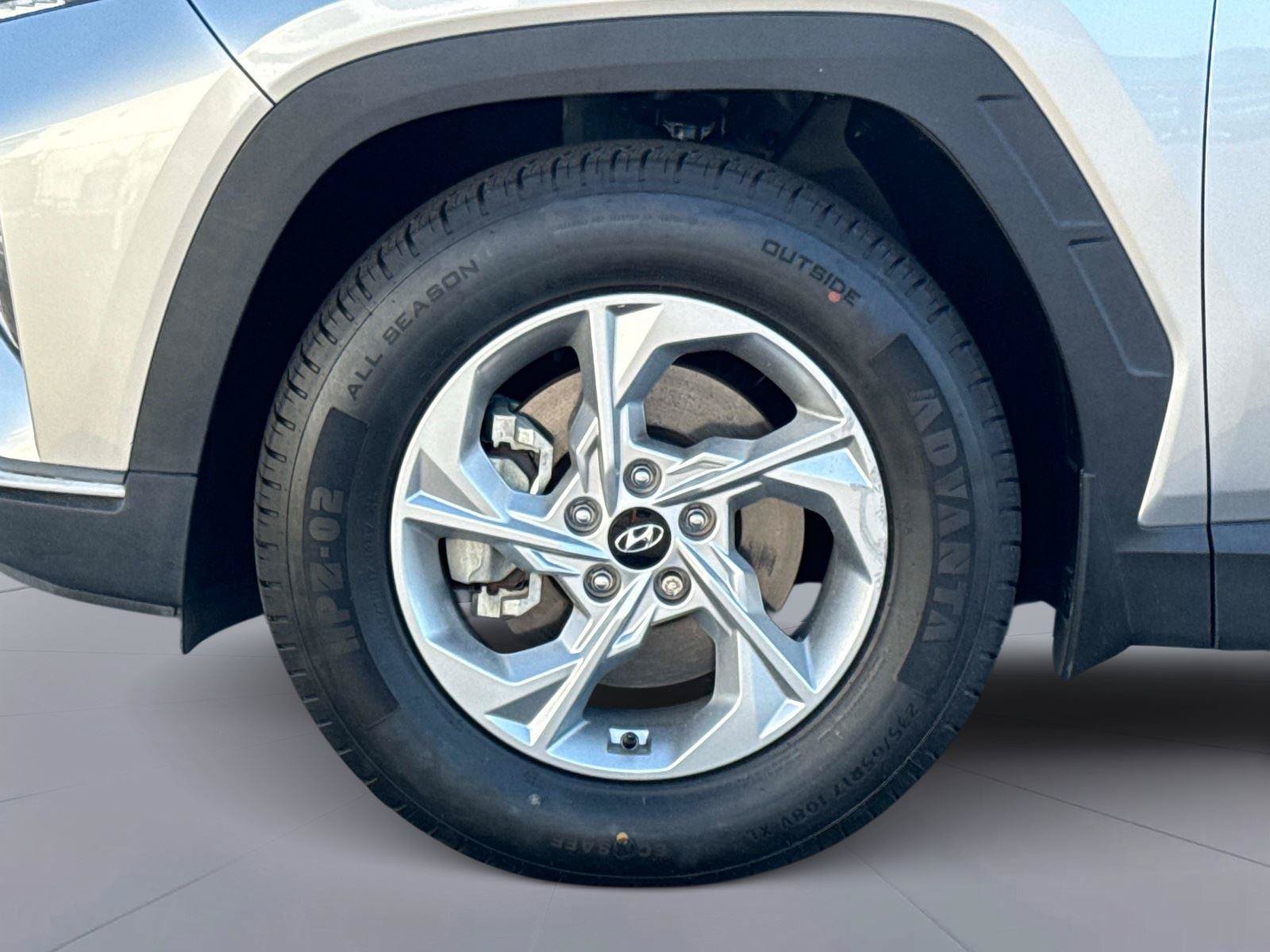 Used 2023 Hyundai Tucson SEL FWD image 10