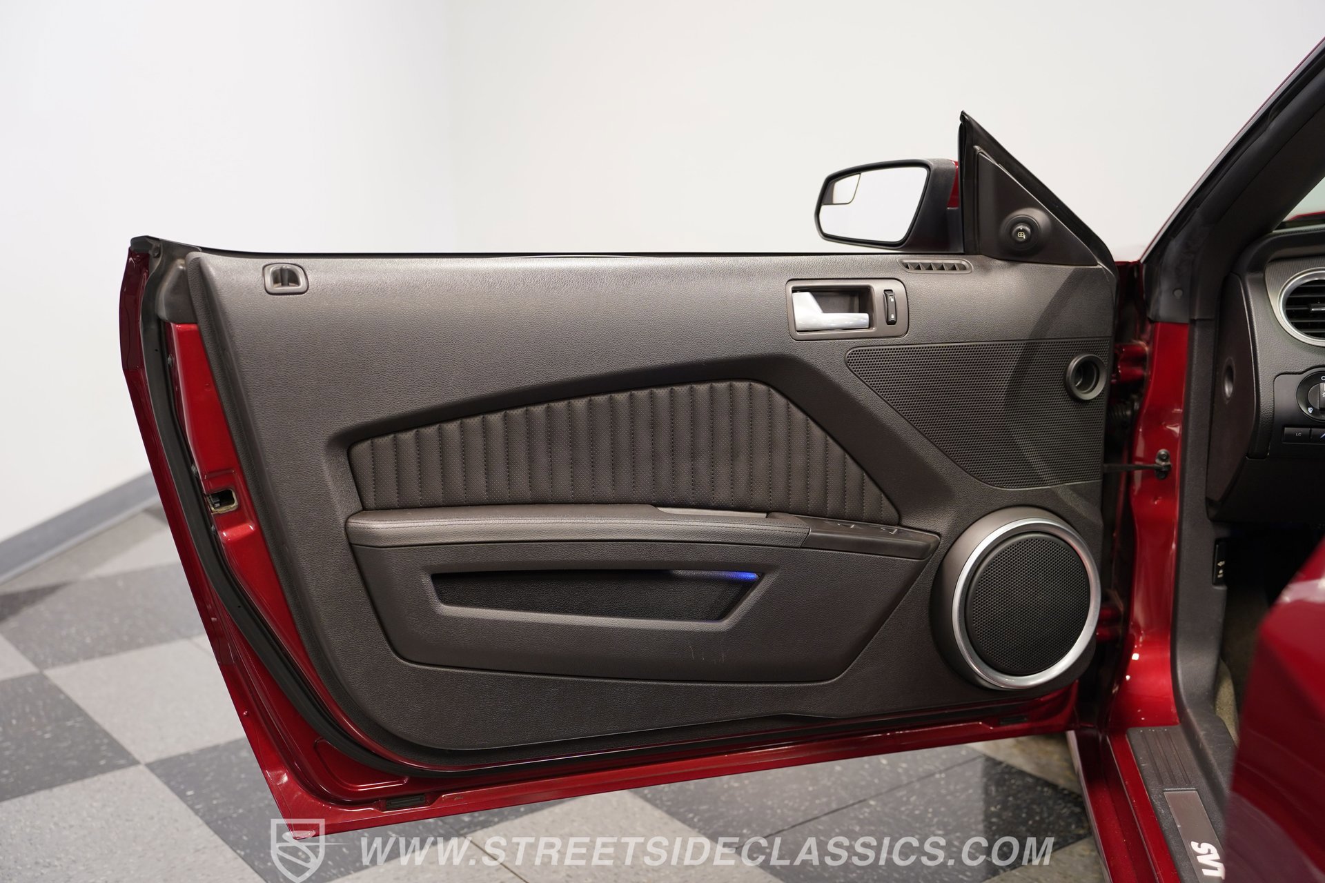 Used 2014 Ford Mustang Shelby GT500 w/ Equipment Group 821A image 37