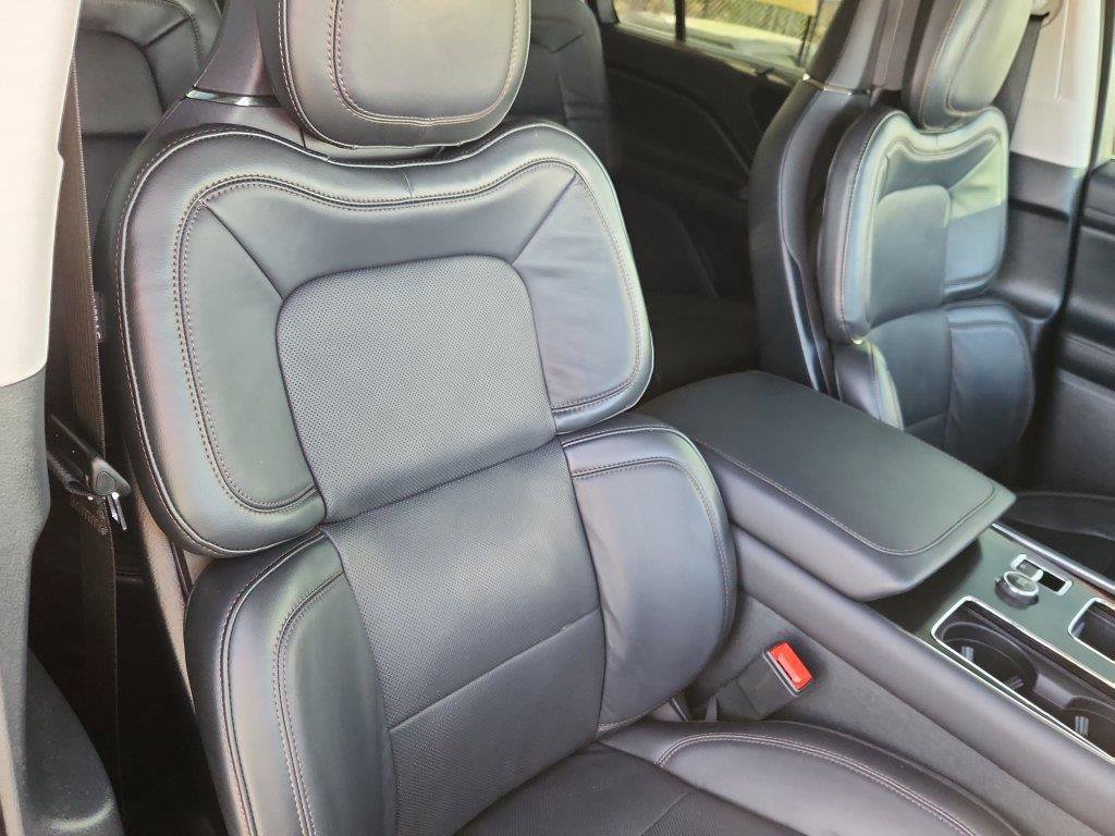 Used 2025 Lincoln Aviator Reserve w/ Equipment Group 201A AWD/4WD image 15
