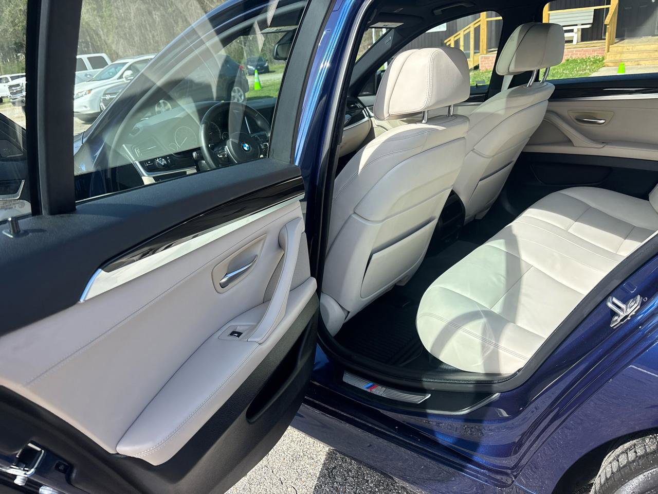 Used 2015 BMW 535i 535i image 21